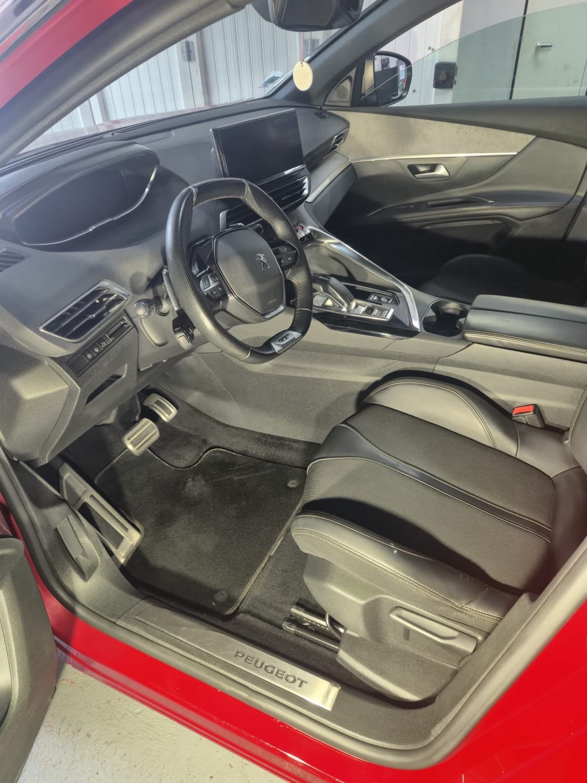 Après - Nettoyage intérieur complet habitacle Peugeot